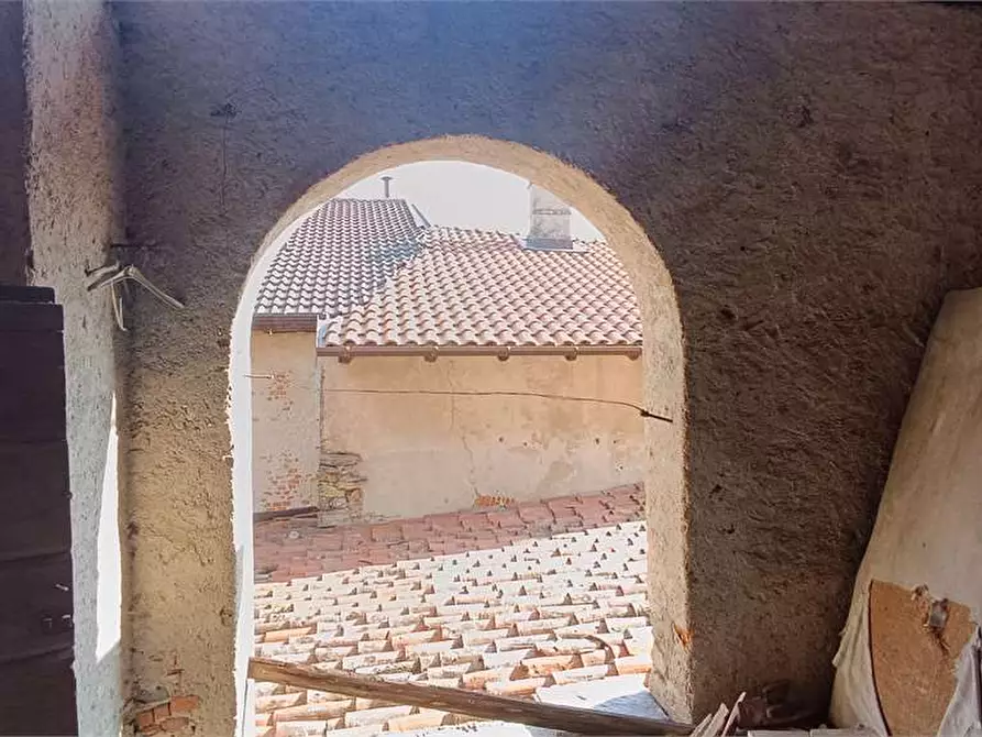 Immagine 41 di Rustico / casale in vendita  in via Garibaldi 3 a Casalzuigno