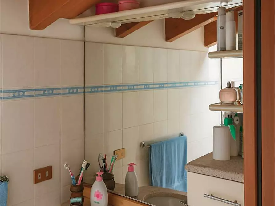 Immagine 11 di Appartamento in vendita  in Via dante alighieri 11 a Origgio