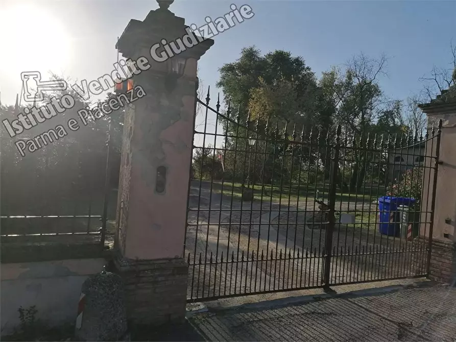 Immagine 5 di Villa in vendita  in Loc. san pancrazio parmense, stradello perizzi, 28 a Parma