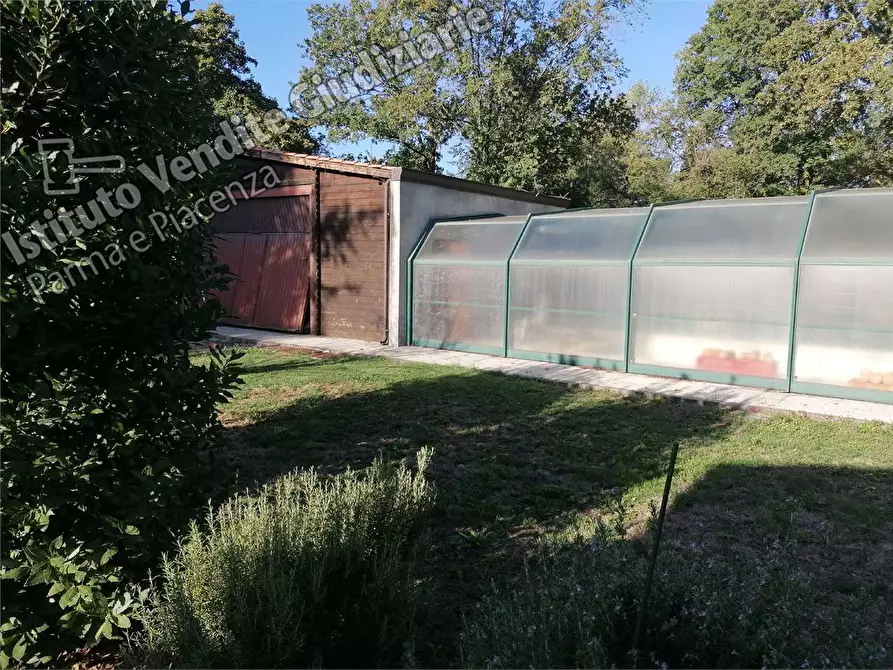 Immagine 8 di Villa in vendita  in Loc. san pancrazio parmense, stradello perizzi, 28 a Parma