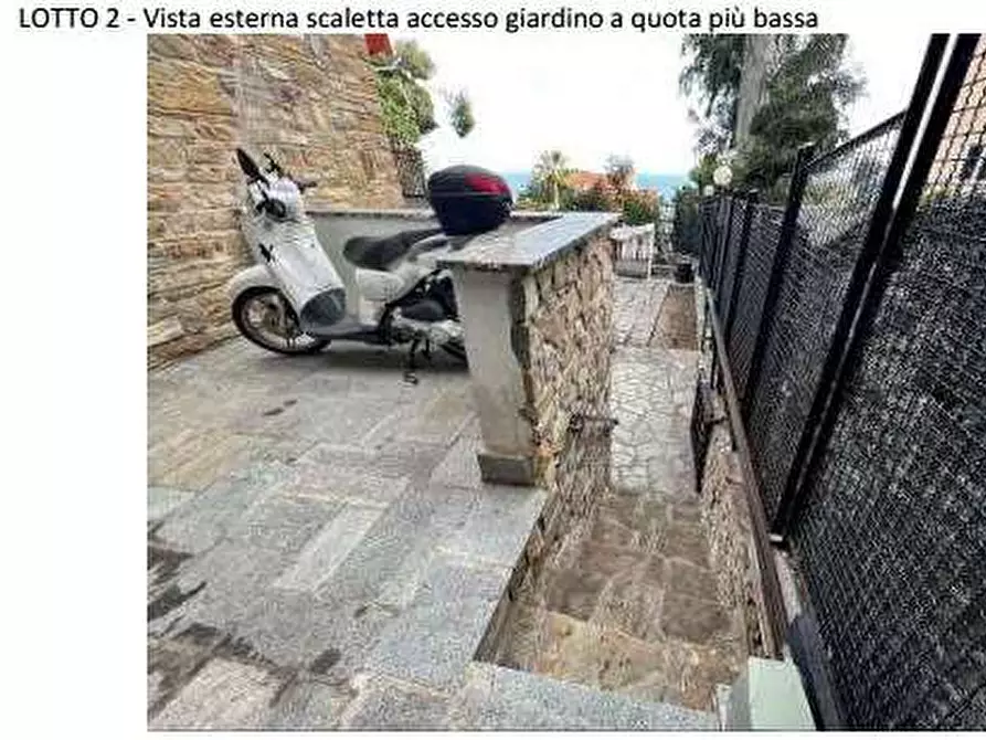 Immagine 9 di Appartamento in vendita  in Via PADRE SEMERIA 290 a San Remo