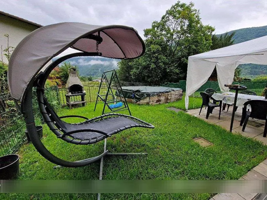 Immagine 2 di Appartamento in vendita  in Via san Michele  10 a Valbrona