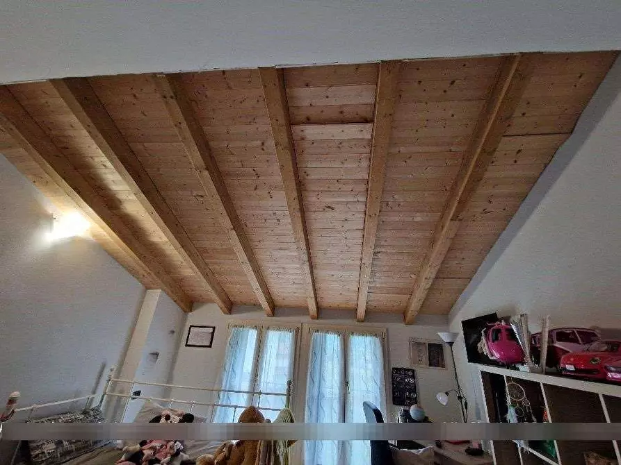 Immagine 9 di Appartamento in vendita  in Via san Michele  10 a Valbrona