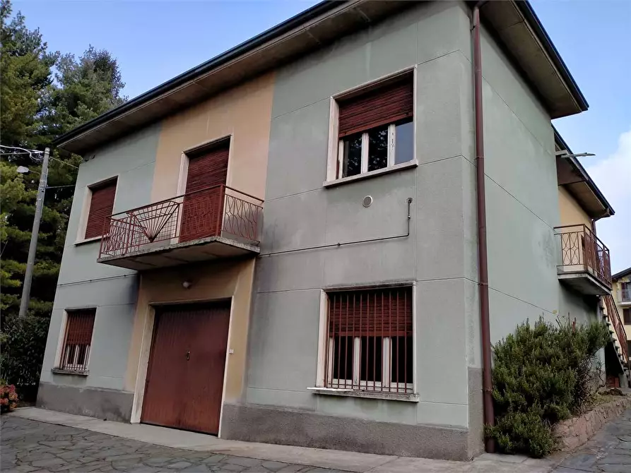 Immagine 9 di Casa indipendente in vendita  in Via R. Colli 25 a Azzate