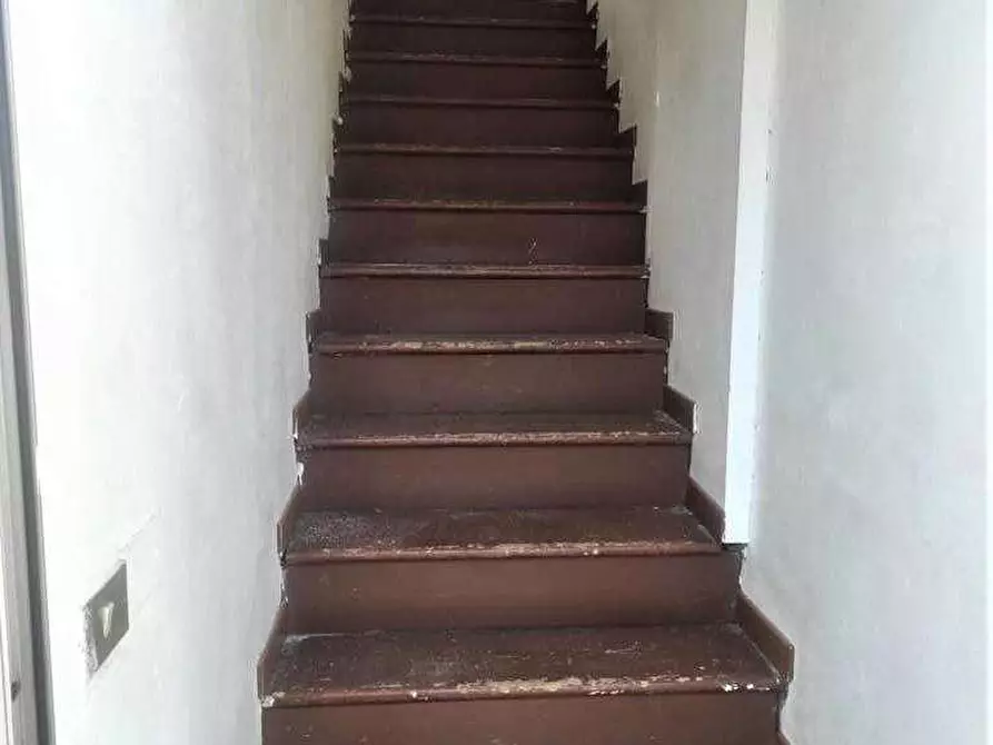 Immagine 5 di Appartamento in vendita  in Via pastrengo a Somma Lombardo