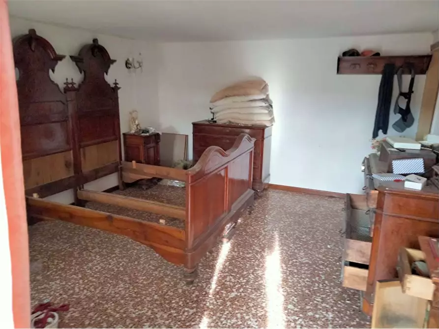 Immagine 7 di Appartamento in vendita  in Via san bartolomeo 16-18 a Cittiglio