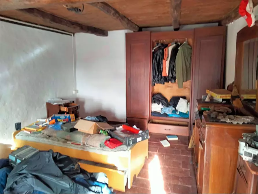 Immagine 9 di Appartamento in vendita  in Via san bartolomeo 16-18 a Cittiglio