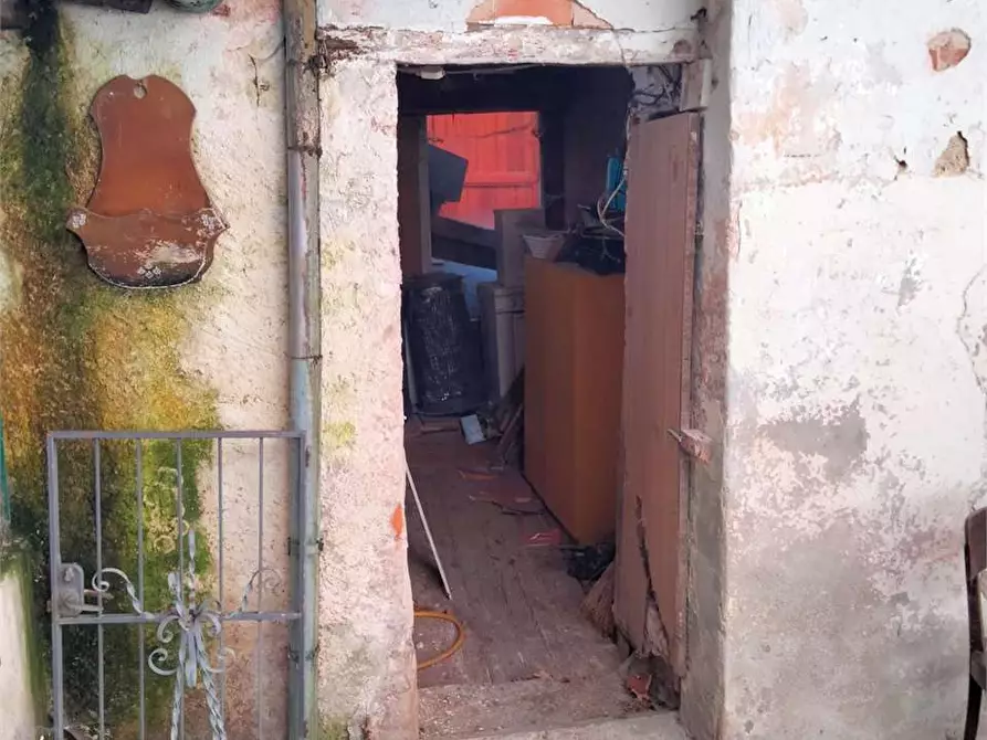 Immagine 2 di Appartamento in vendita  in Via san bartolomeo 16-18 a Cittiglio