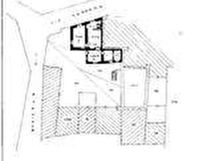 Immagine 6 di Porzione di casa in vendita  in Strada stazione 11 a Cocquio-Trevisago