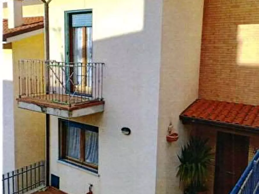 Immagine 3 di Villetta a schiera in vendita  in Via Giovanni da Palestrina, 46, Fermo FM, Italia a Fermo