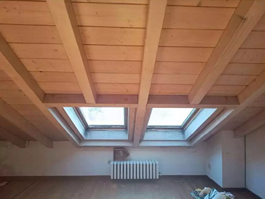 Immagine 11 di Appartamento in vendita  in Via CASTELLO 48 a Griante