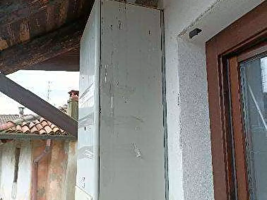 Immagine 7 di Appartamento in vendita  in Via Umberto I a Lurate Caccivio