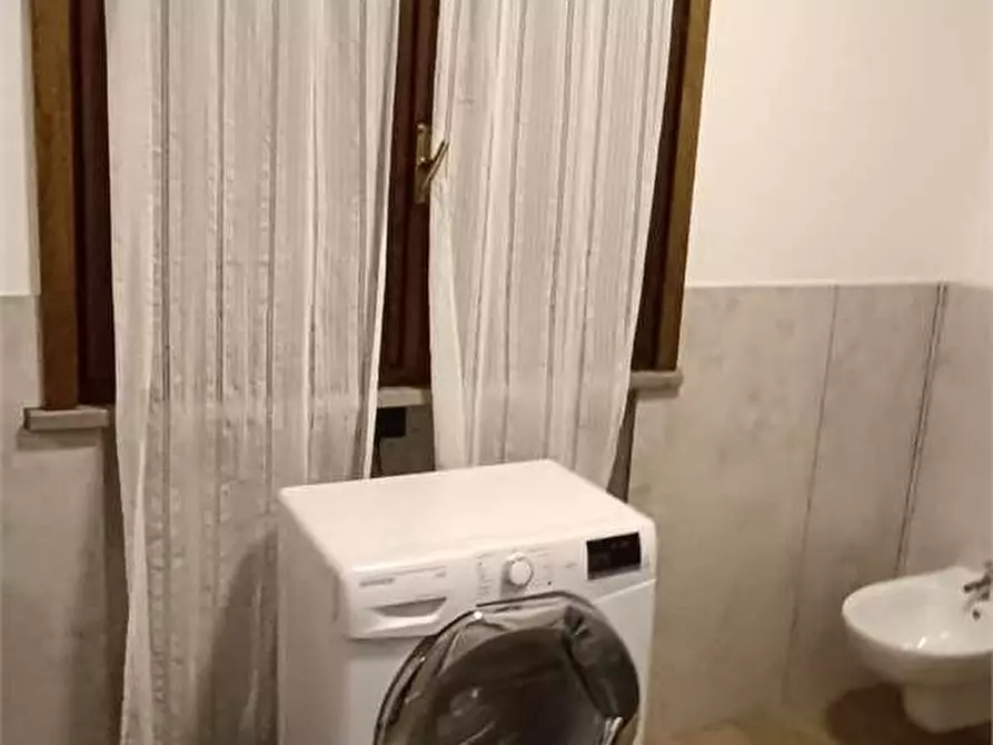 Immagine 15 di Appartamento in affitto  in via XXV aprile 32 a Monvalle