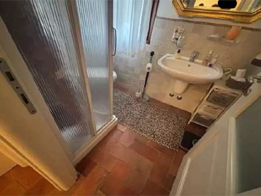 Immagine 7 di Appartamento in vendita  in Piazza monte grappa  11 a Daverio