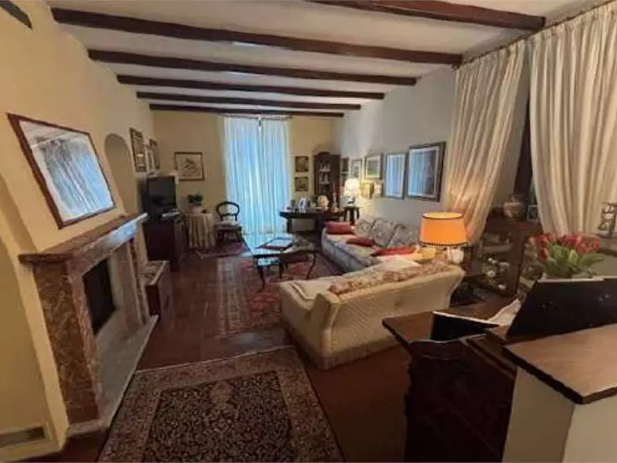 Immagine 12 di Appartamento in vendita  in Piazza monte grappa  11 a Daverio