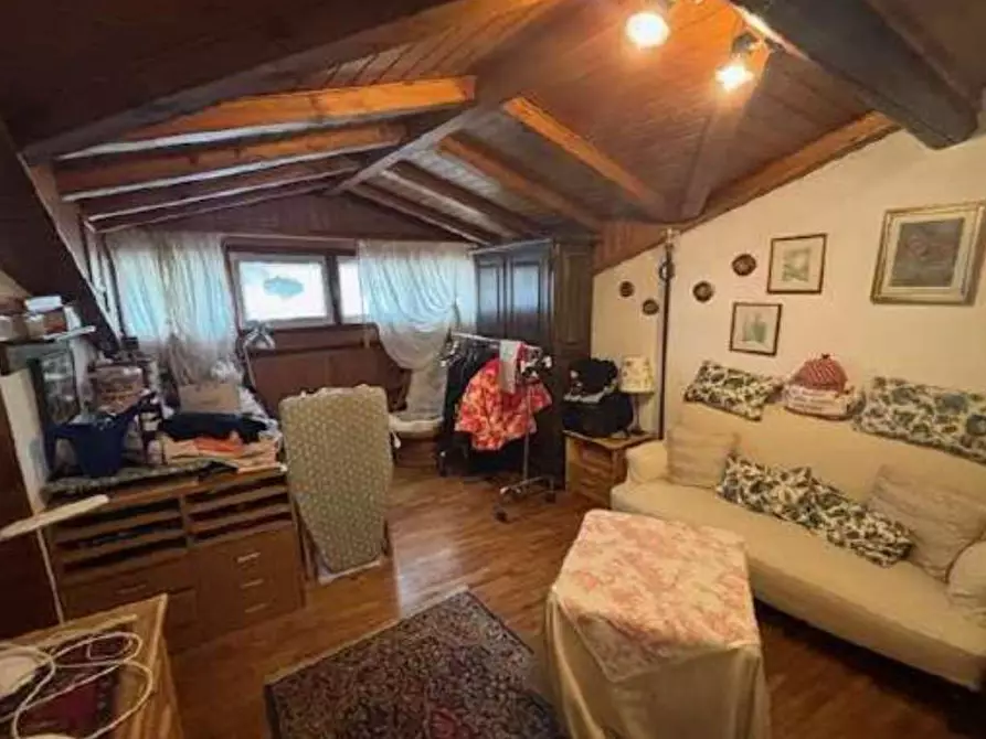 Immagine 16 di Appartamento in vendita  in Piazza monte grappa  11 a Daverio