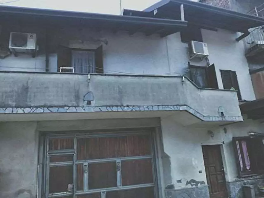 Immagine 1 di Porzione di casa in vendita  in Via Villoresi, 4 a Somma Lombardo