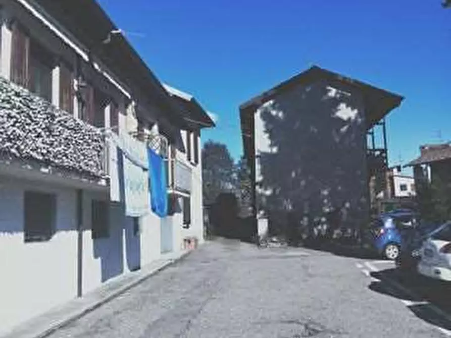 Immagine 3 di Appartamento in vendita  in Via D. Ceriani, 15 a Sesto Calende