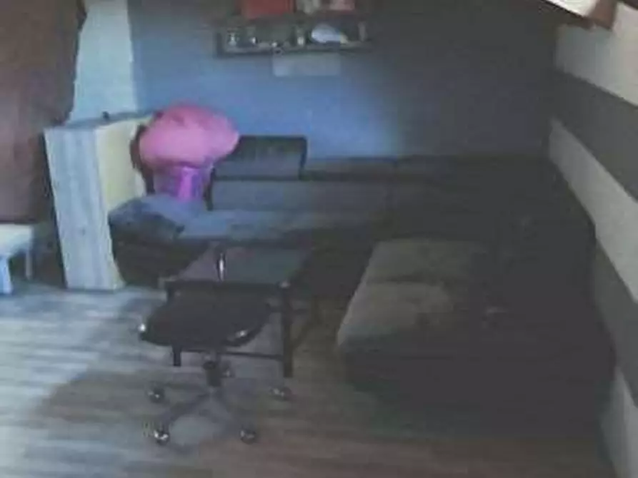 Immagine 5 di Appartamento in vendita  in Via Fiume, 10 a Ferno