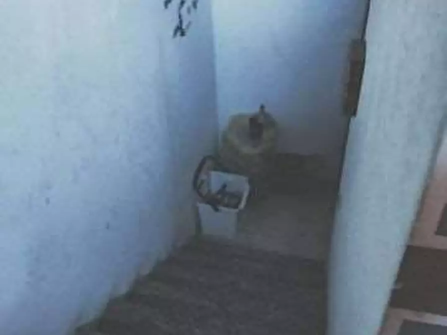 Immagine 7 di Appartamento in vendita  in Via Fiume, 10 a Ferno