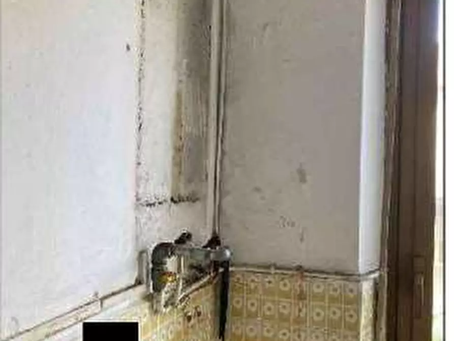 Immagine 8 di Appartamento in vendita  in Via E. Cairoli  31/E a Varese