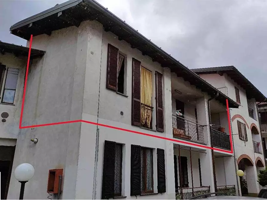 Immagine 2 di Appartamento in vendita  in Via Cardinale Ferrari 17 a Rovello Porro