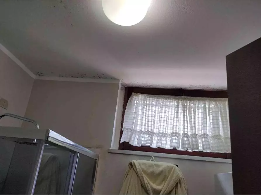 Immagine 7 di Appartamento in vendita  in Via Cardinale Ferrari 17 a Rovello Porro