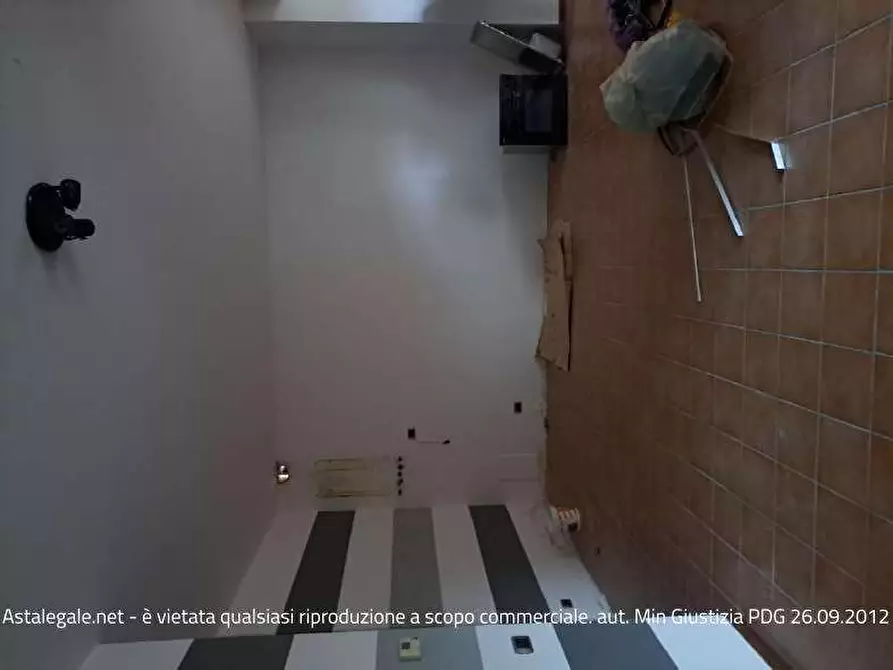 Immagine 11 di Appartamento in vendita  in Via colombo 3 a Leggiuno