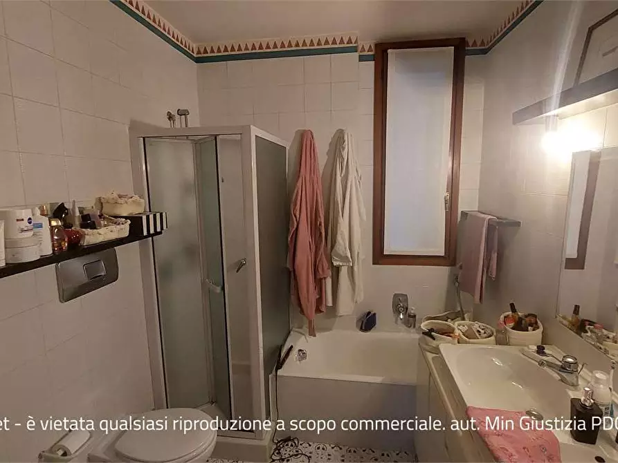 Immagine 2 di Appartamento in vendita  in Via POSTALE VECCHIA a Luvinate