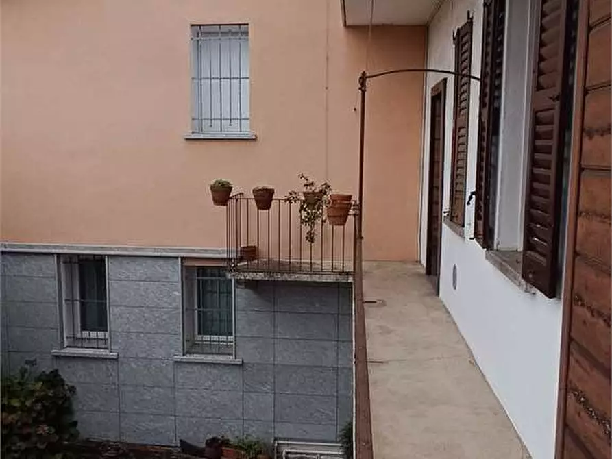 Immagine 9 di Porzione di casa in vendita  in vicolo del chiosi a Gazzada Schianno