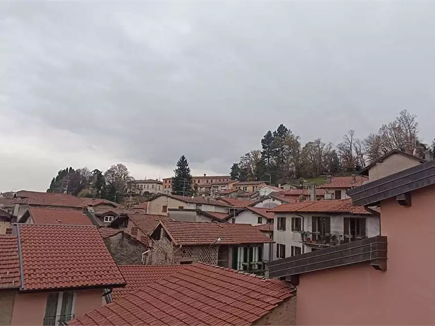 Immagine 12 di Porzione di casa in vendita  in vicolo del chiosi a Gazzada Schianno