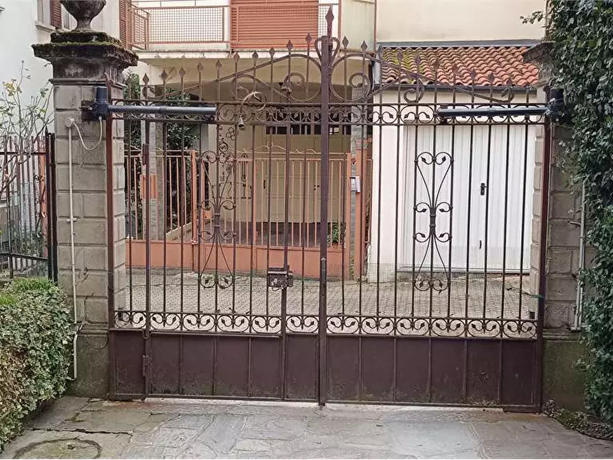 Immagine 2 di Porzione di casa in vendita  in vicolo del chiosi a Gazzada Schianno