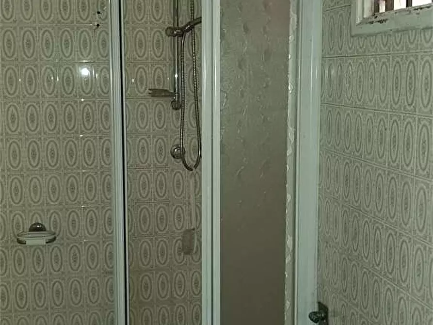 Immagine 25 di Porzione di casa in vendita  in vicolo del chiosi a Gazzada Schianno