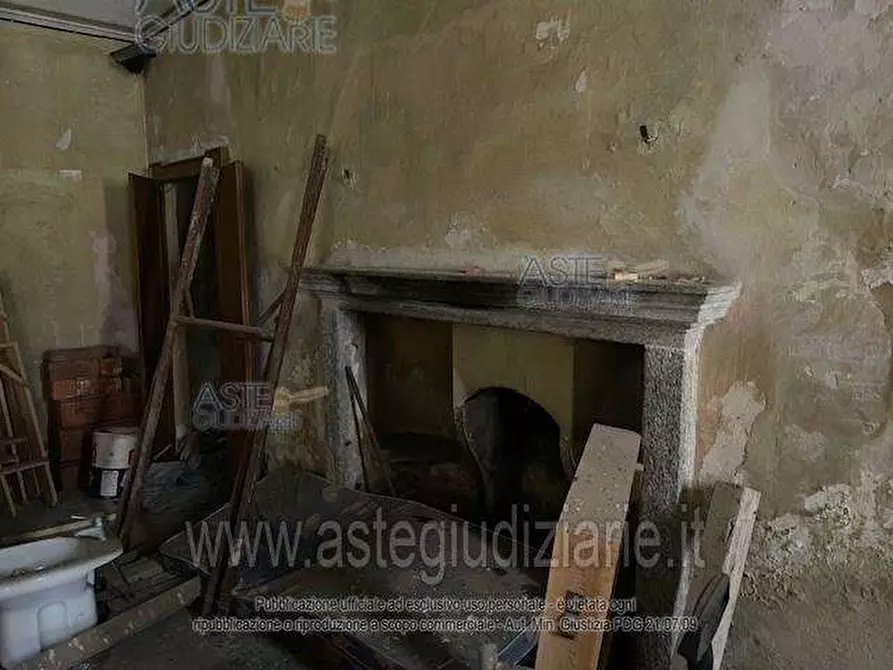 Immagine 9 di Stabile in vendita  in Via della chiesa 13 13 a Cuvio