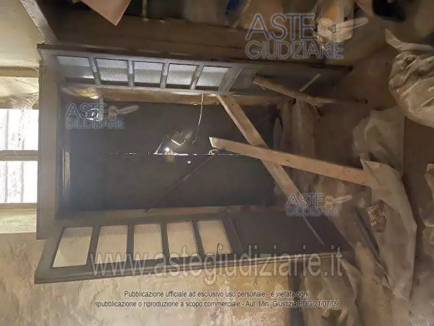 Immagine 12 di Stabile in vendita  in Via della chiesa 13 13 a Cuvio