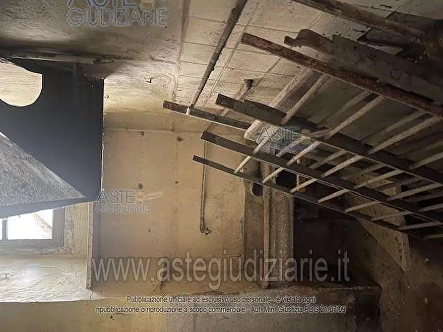 Immagine 13 di Stabile in vendita  in Via della chiesa 13 13 a Cuvio