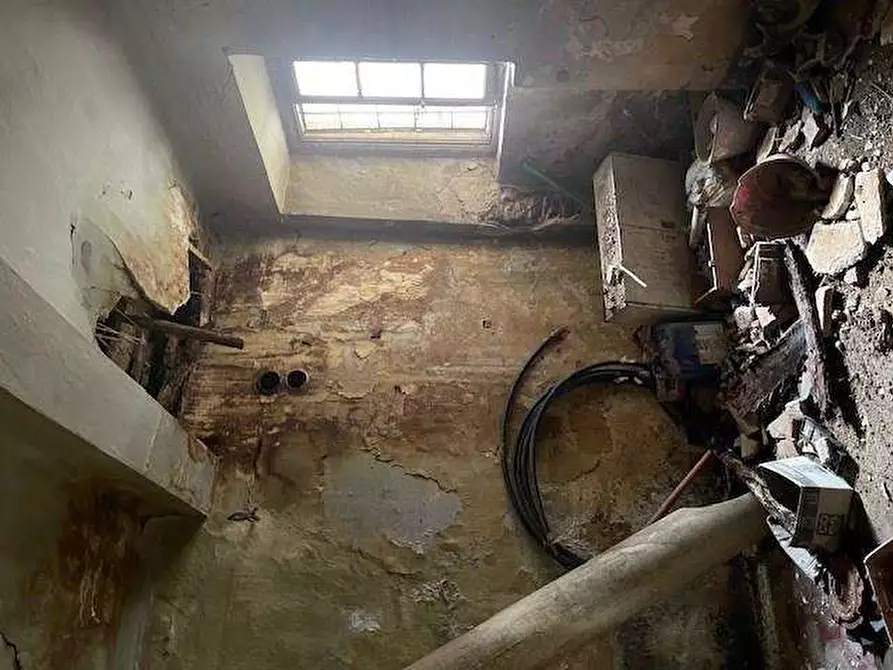 Immagine 21 di Stabile in vendita  in Via della chiesa 13 13 a Cuvio