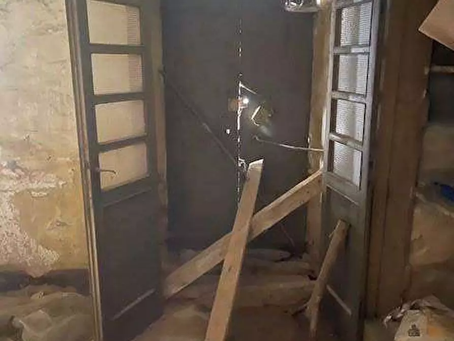 Immagine 6 di Stabile in vendita  in Via della chiesa 13 a Cuvio