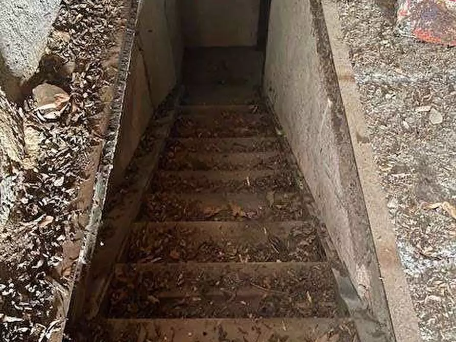 Immagine 11 di Stabile in vendita  in Via della chiesa 13 a Cuvio