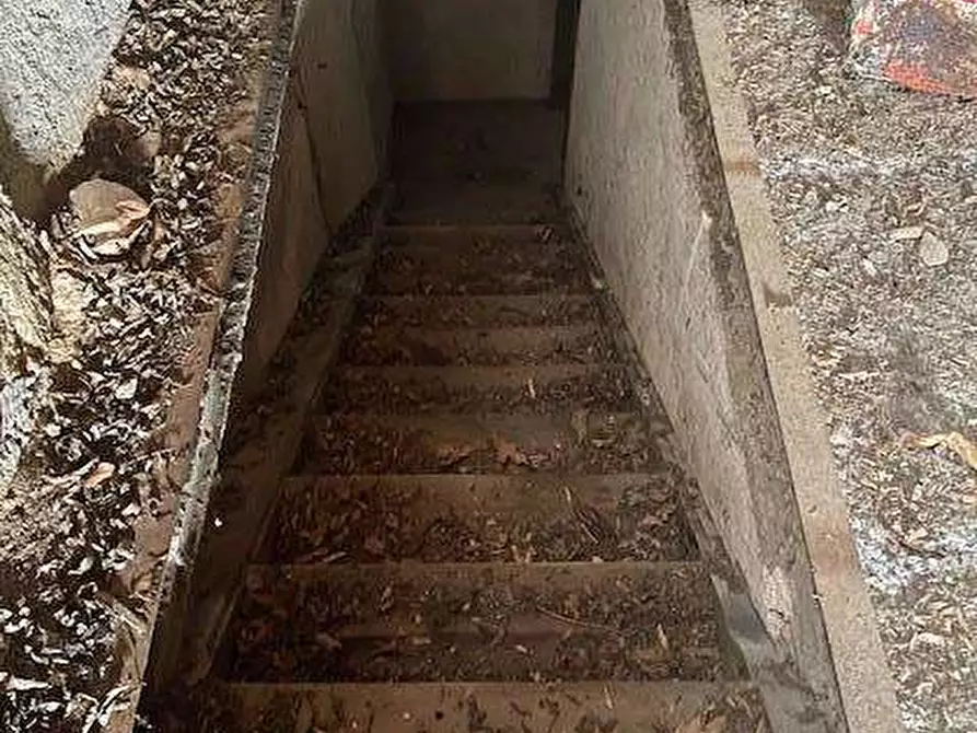 Immagine 38 di Stabile in vendita  in Via della chiesa 13 13 a Cuvio