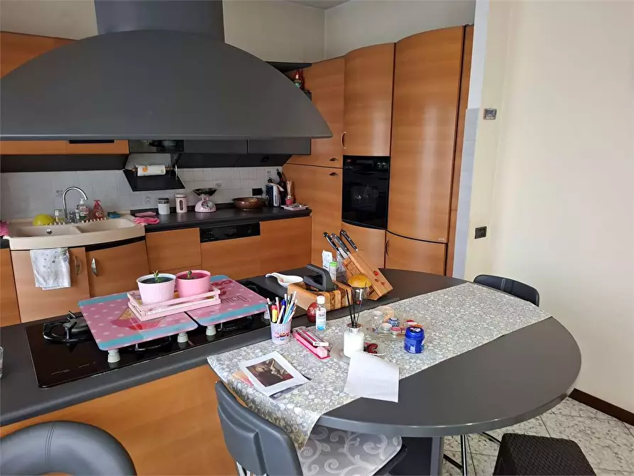 Immagine 3 di Appartamento in vendita  in Via G. Rossini 120 a Busto Arsizio