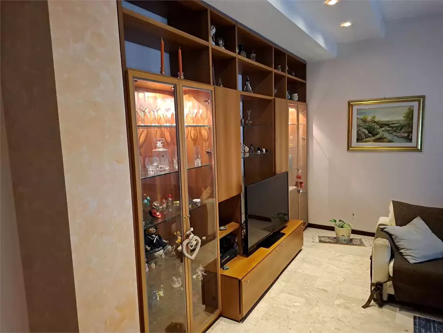 Immagine 4 di Appartamento in vendita  in Via G. Rossini 120 a Busto Arsizio