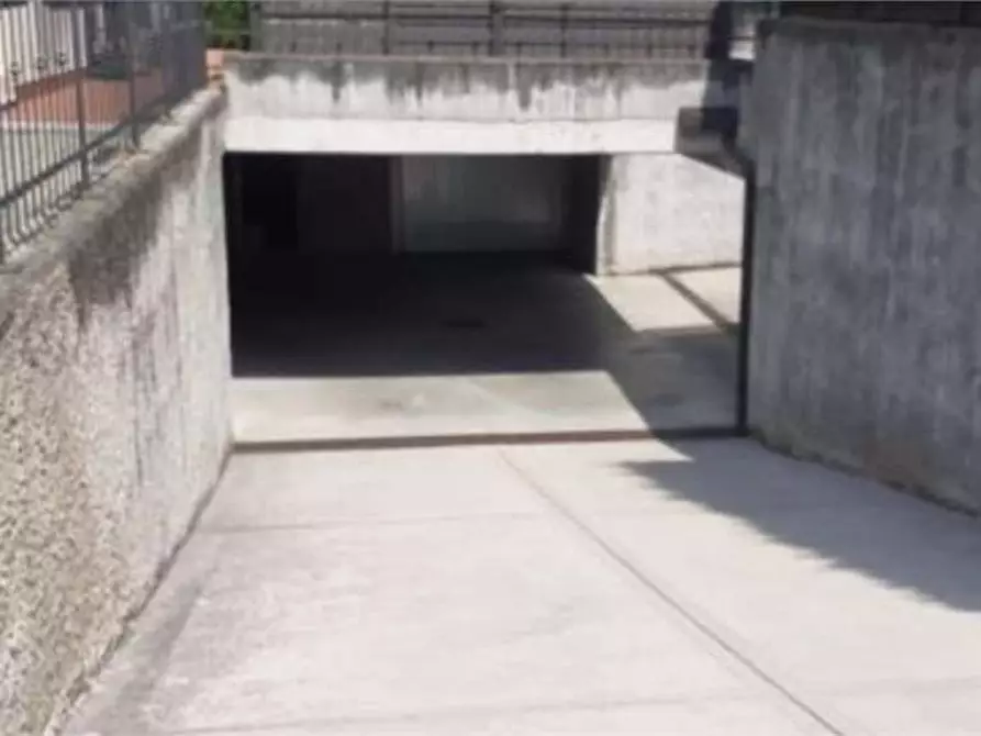 Immagine 5 di Appartamento in vendita  a Induno Olona