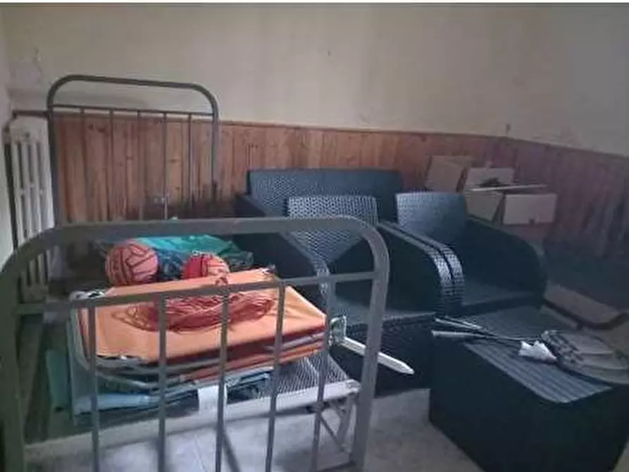 Immagine 6 di Villa in vendita  in Via roncaccio 11 a Cocquio-Trevisago