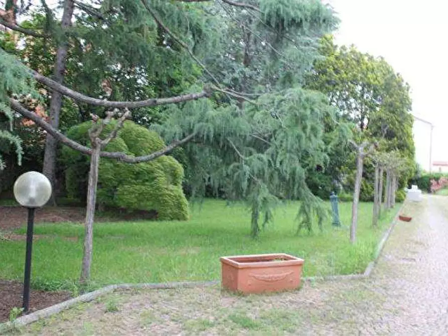 Immagine 15 di Appartamento in vendita  in Via della liberazione 25 25 a Gallarate