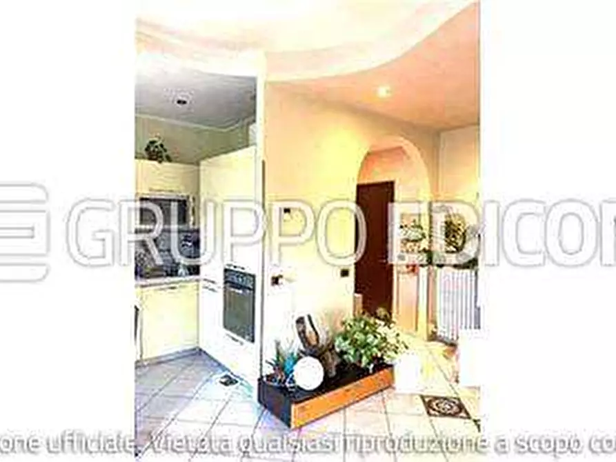 Immagine 6 di Appartamento in vendita  in Corso sempione 6 a Busto Arsizio