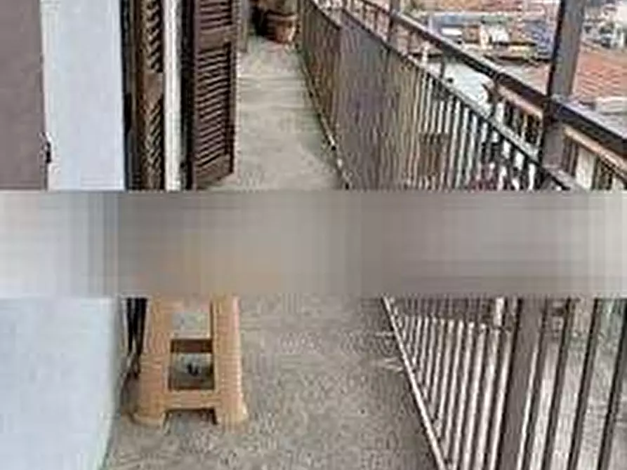 Immagine 8 di Appartamento in vendita  in Via Largo Giulio Cesare  4 a Varano Borghi