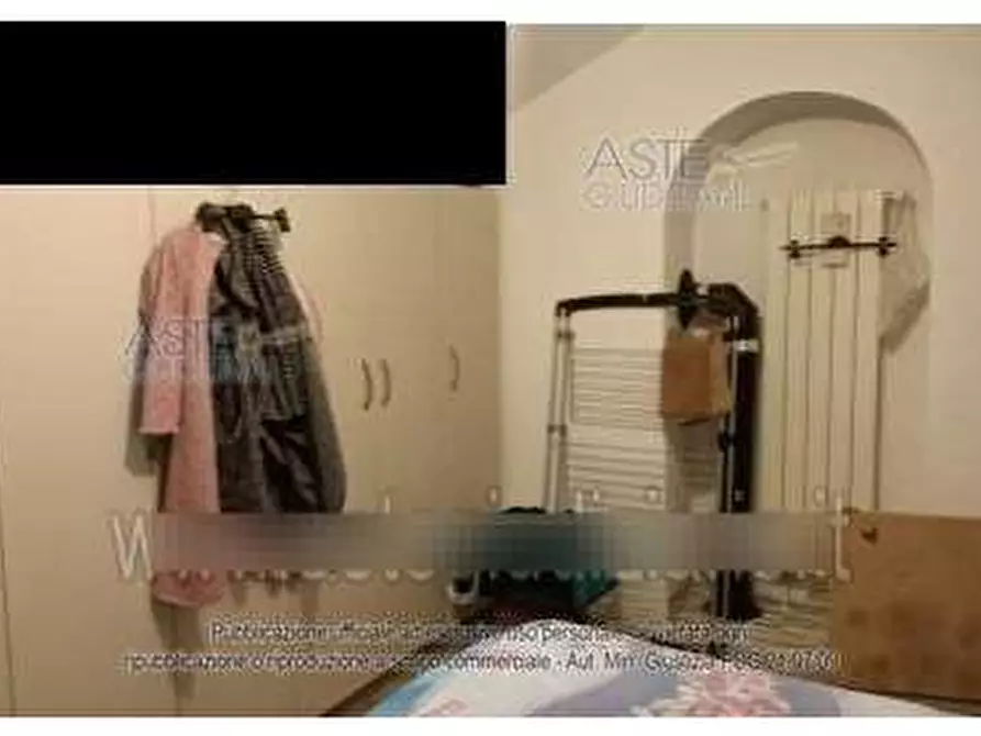 Immagine 7 di Appartamento in vendita  in Via Largo Giulio Cesare  4 a Varano Borghi