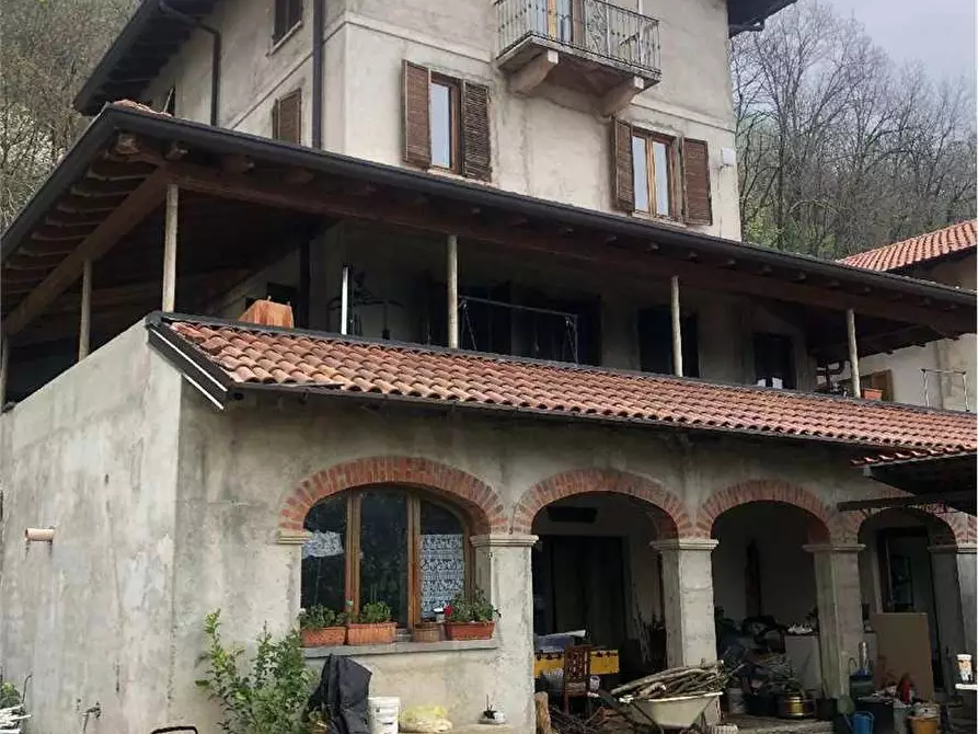 Immagine 10 di Appartamento in vendita  in Via MANZONI SNC a Arcisate