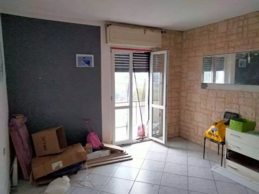 Immagine 10 di Appartamento in vendita  in Via C. Battisti, 67 a Solbiate Olona